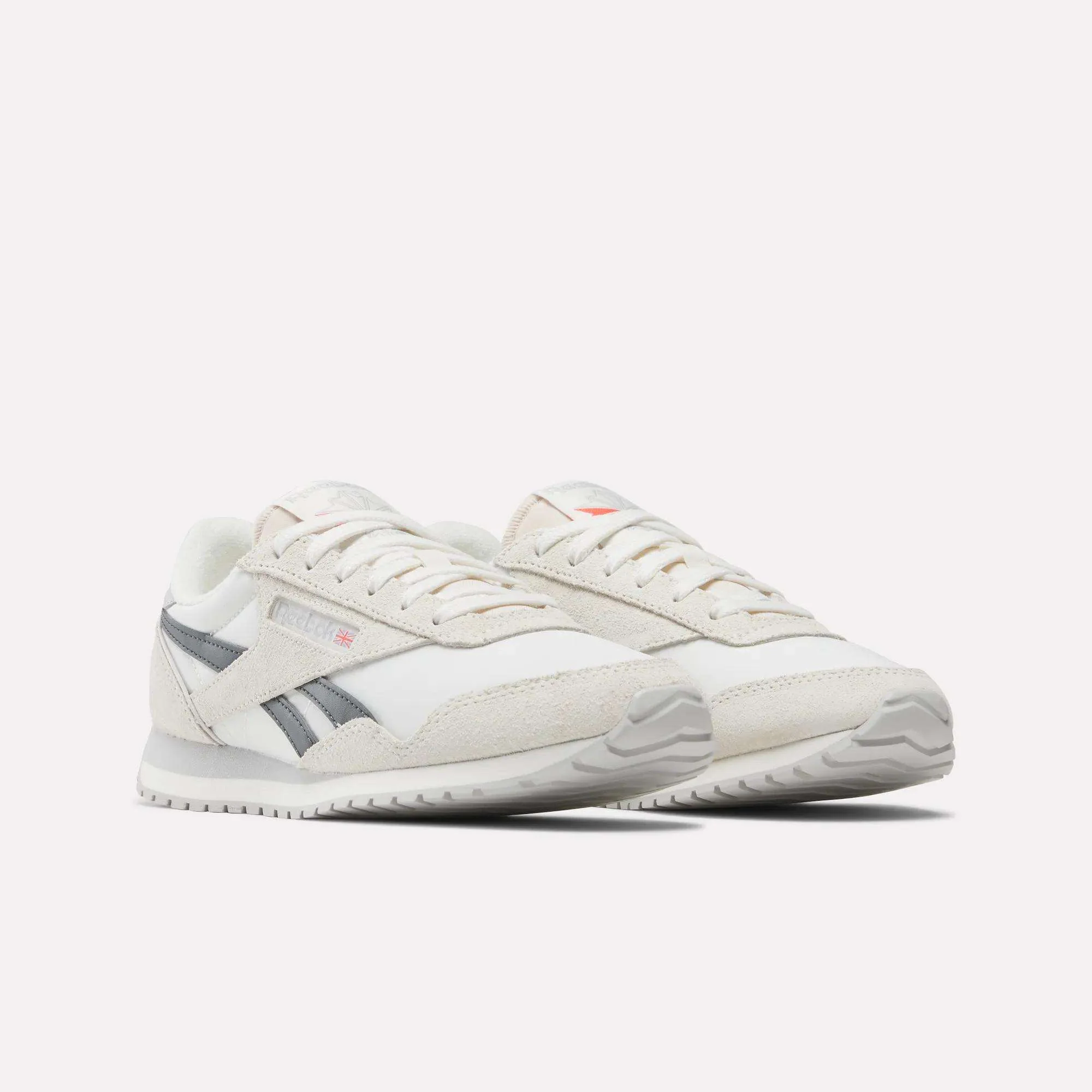 Women's Classic AZ Shoes - Image 4