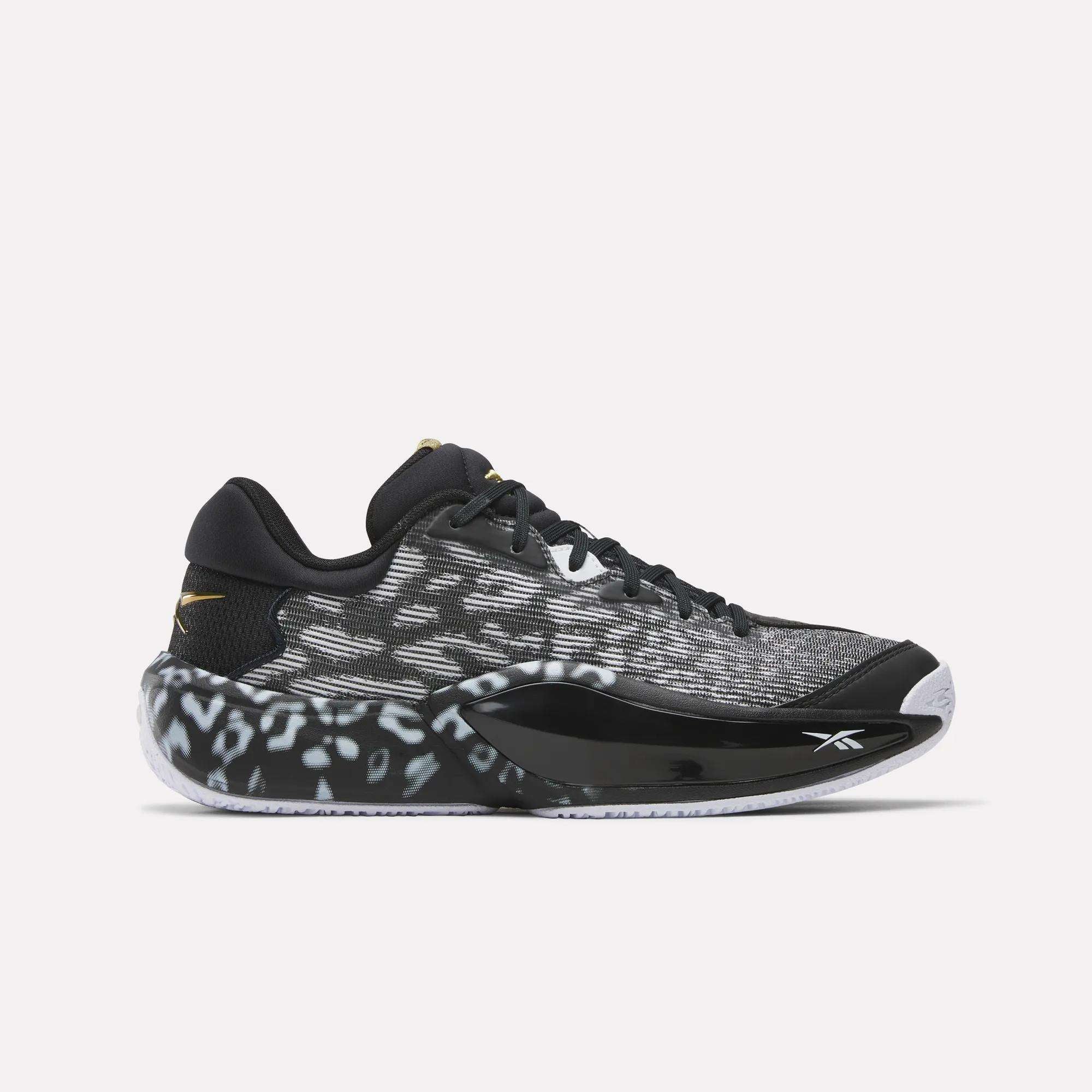 Engine A 26 Basketball Shoes