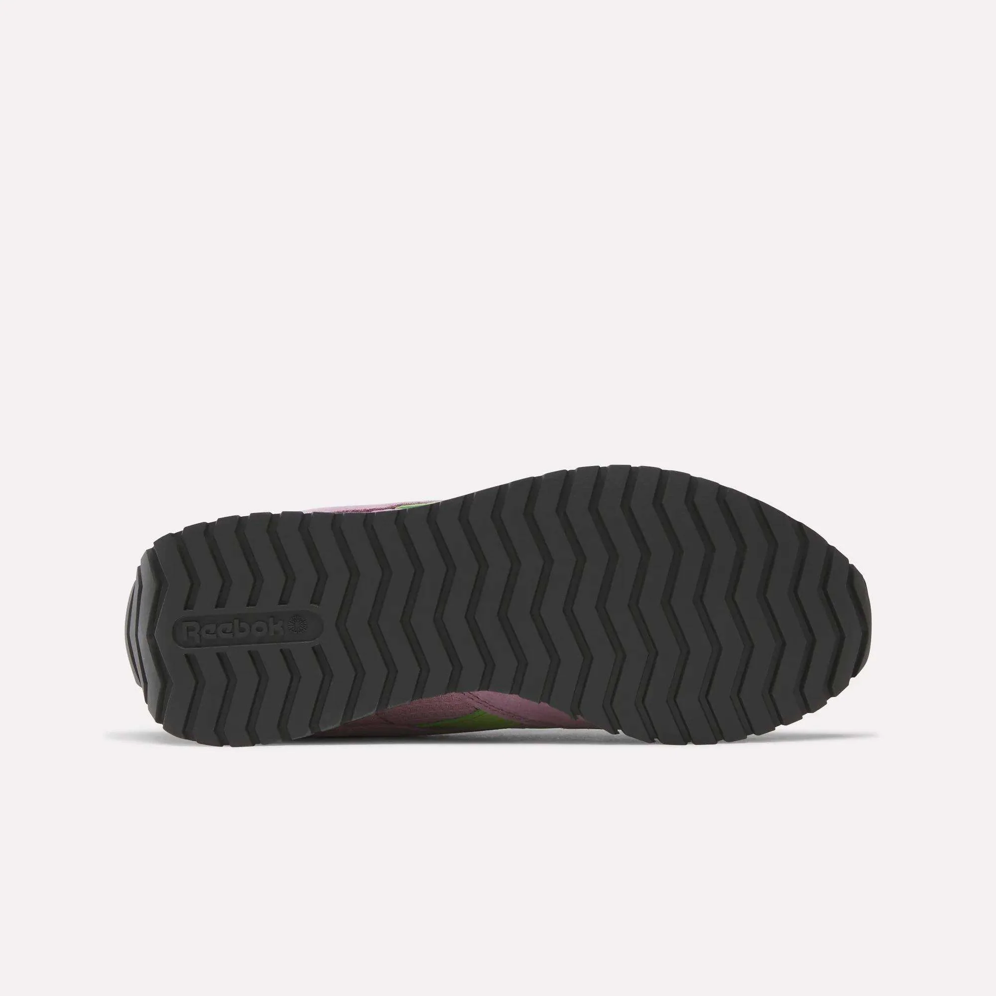 Women's Classic AZ Shoes - Image 5