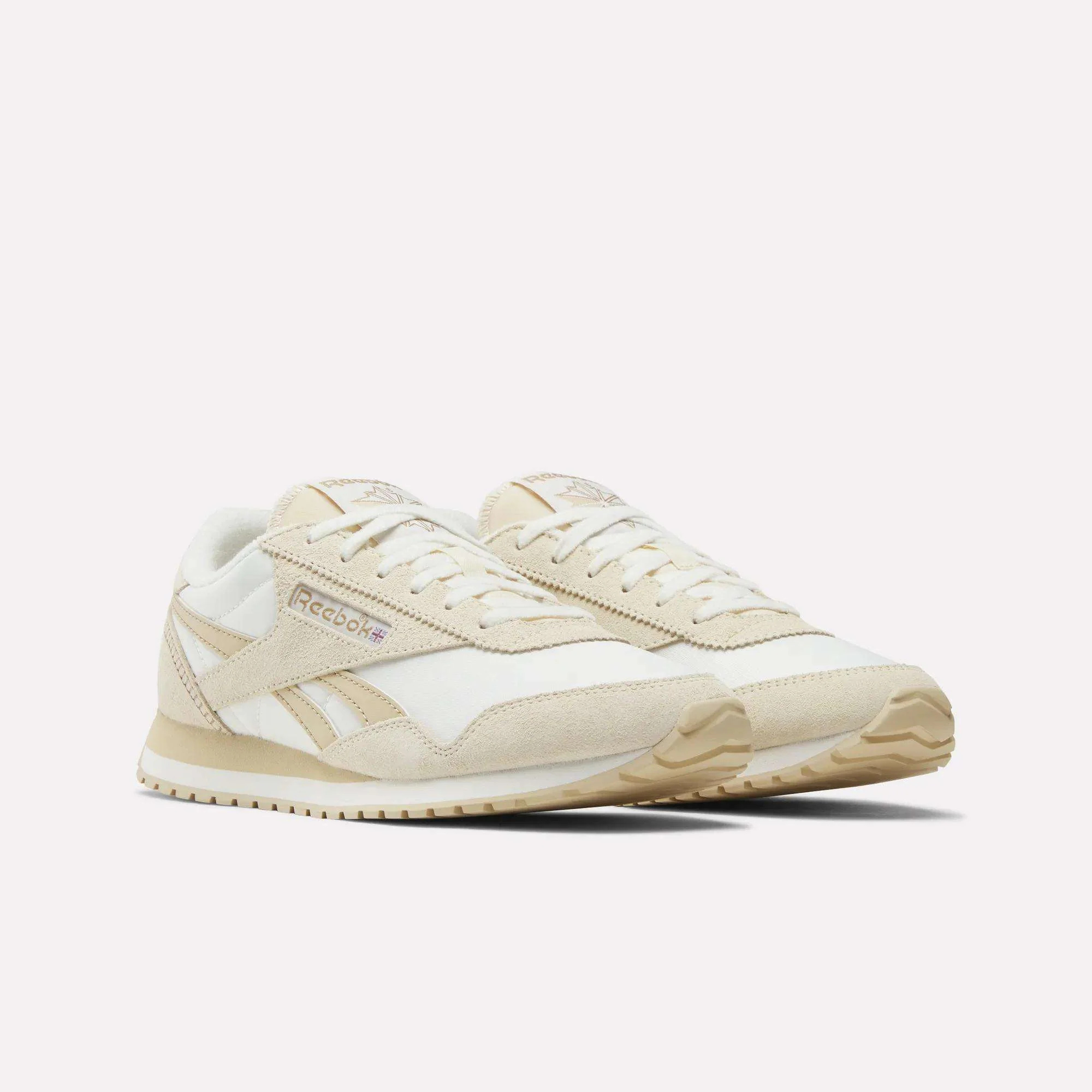 Women's Classic AZ Shoes - Image 4