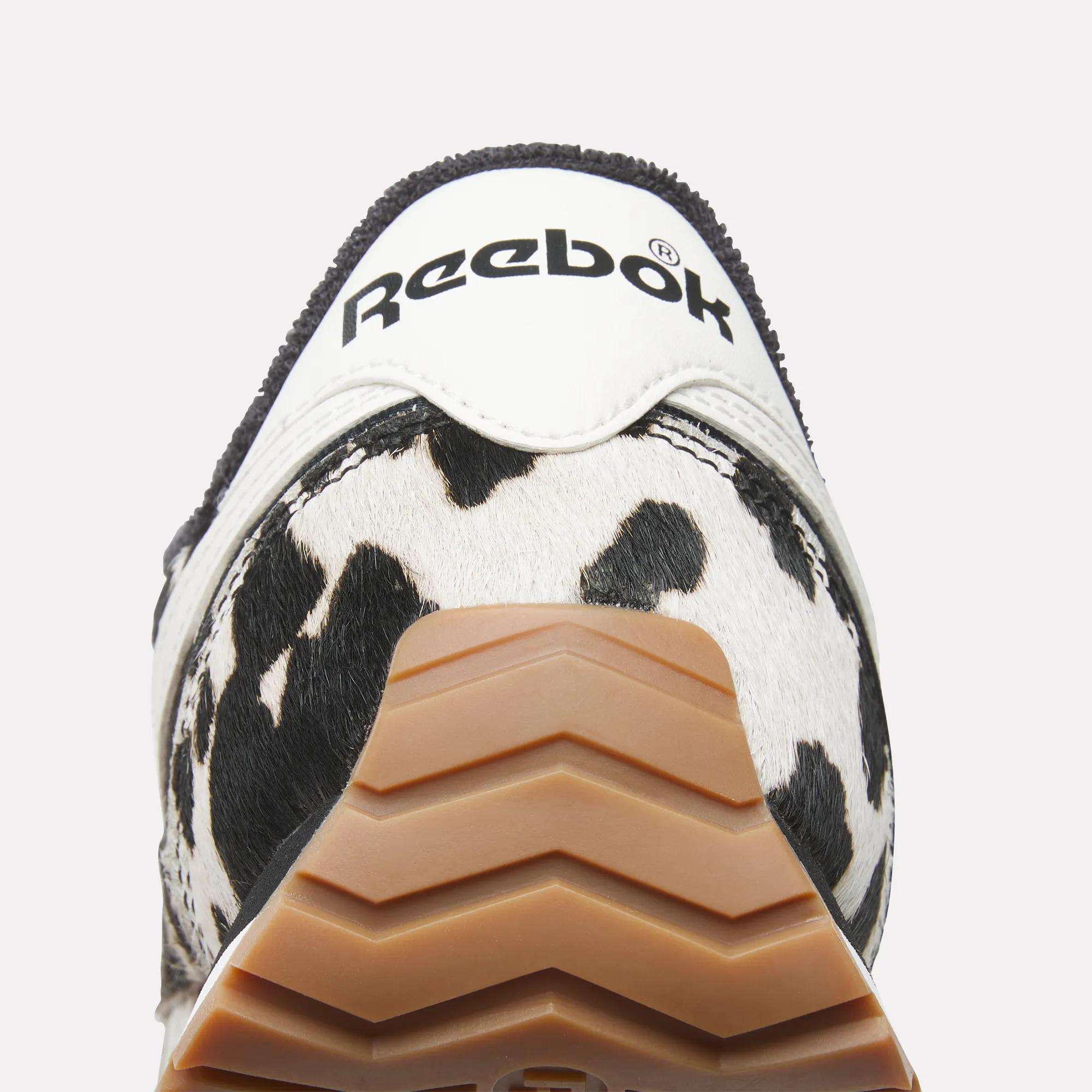 Women's Classic AZ Shoes - Image 5