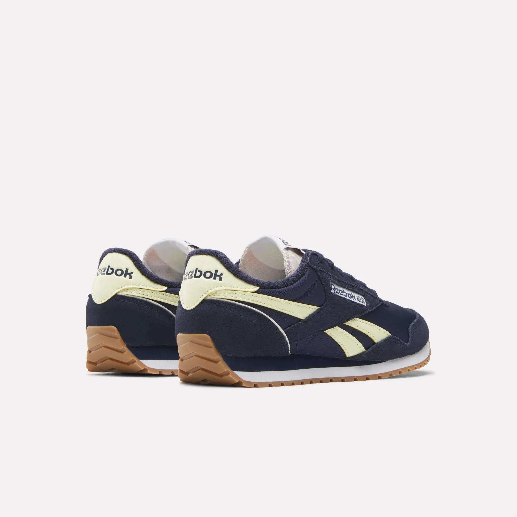 Women's Classic AZ Shoes - Image 3