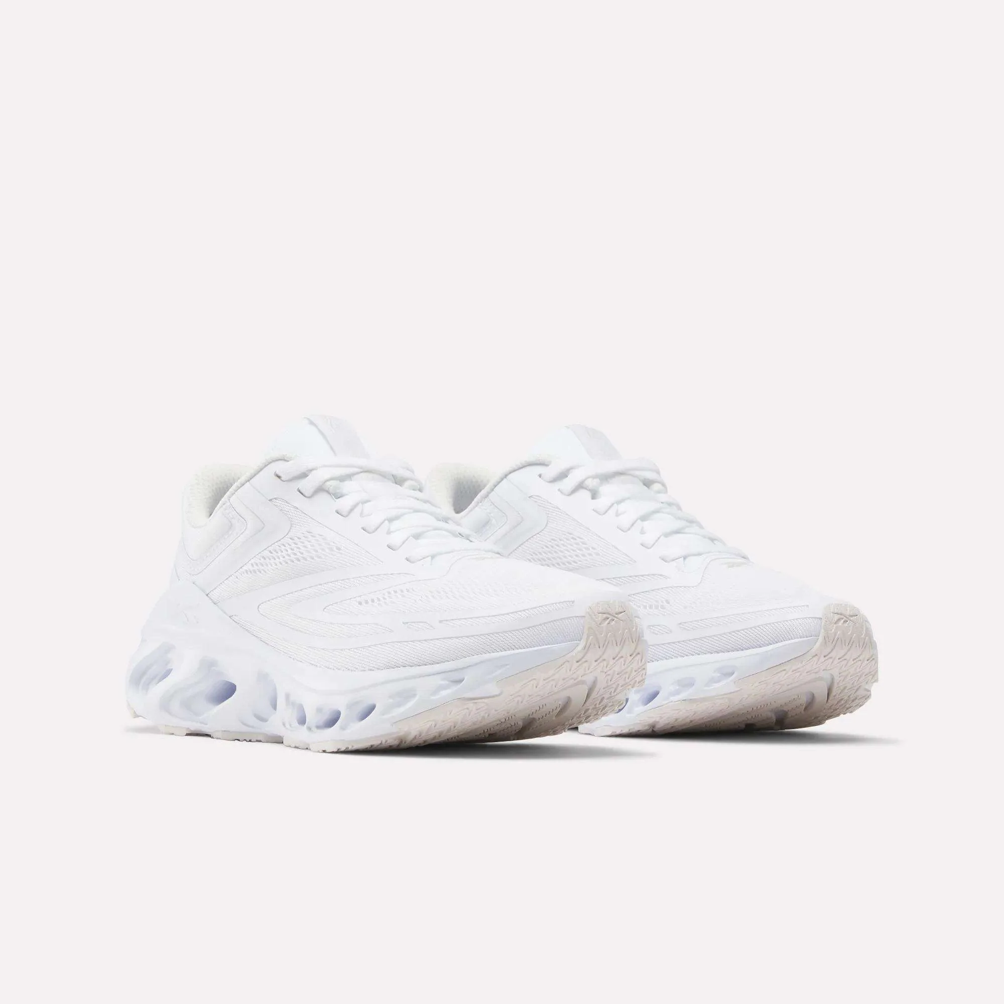 Women's Fuel Flex Run Shoes - Image 4