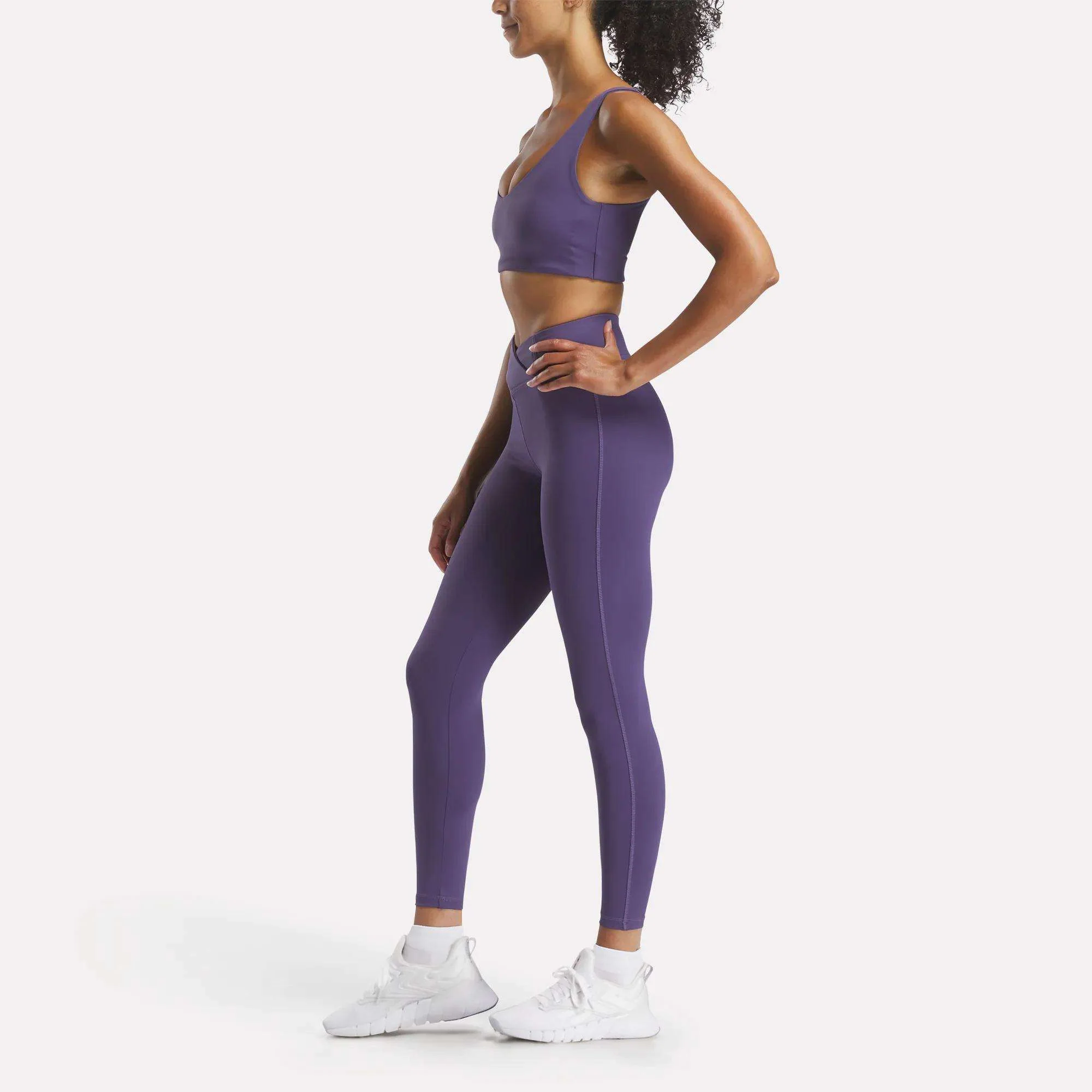 Women's Yoga V-Neck Bra - Image 3
